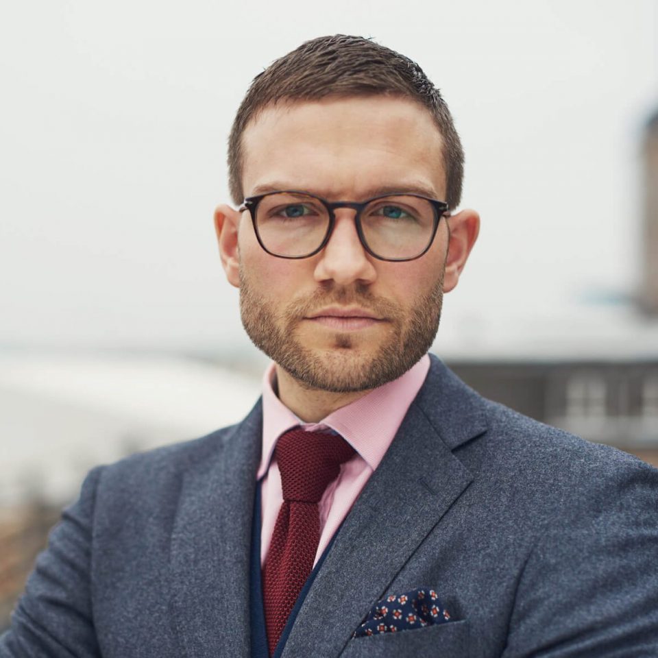 serious-determined-young-business-man-2021-08-26-17-26-58-utc-e1678764066170.jpg serious-determined-young-business-man-2021-08-26-17-26-58-utc-e1678764066170.jpg