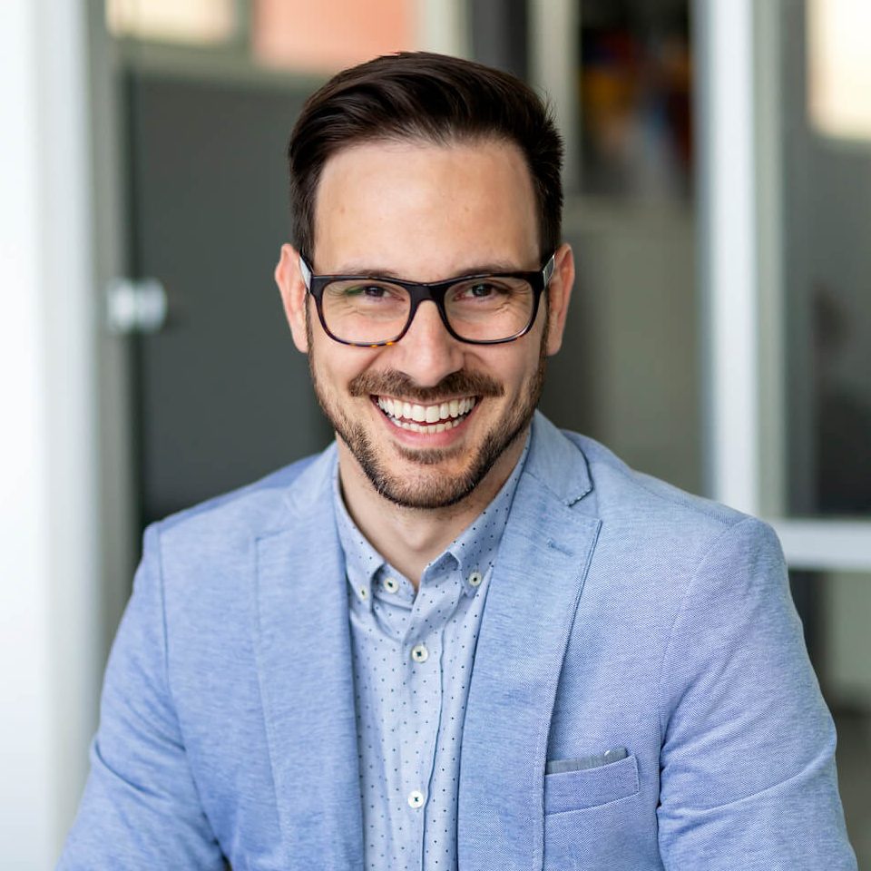 smiling-business-man-using-digital-tablet-in-the-o-2021-08-30-00-05-58-utc-e1678763823599.jpg smiling-business-man-using-digital-tablet-in-the-o-2021-08-30-00-05-58-utc-e1678763823599.jpg